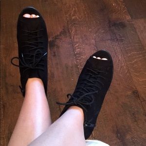 Faux suede Lace up Ankle Booties Size 9